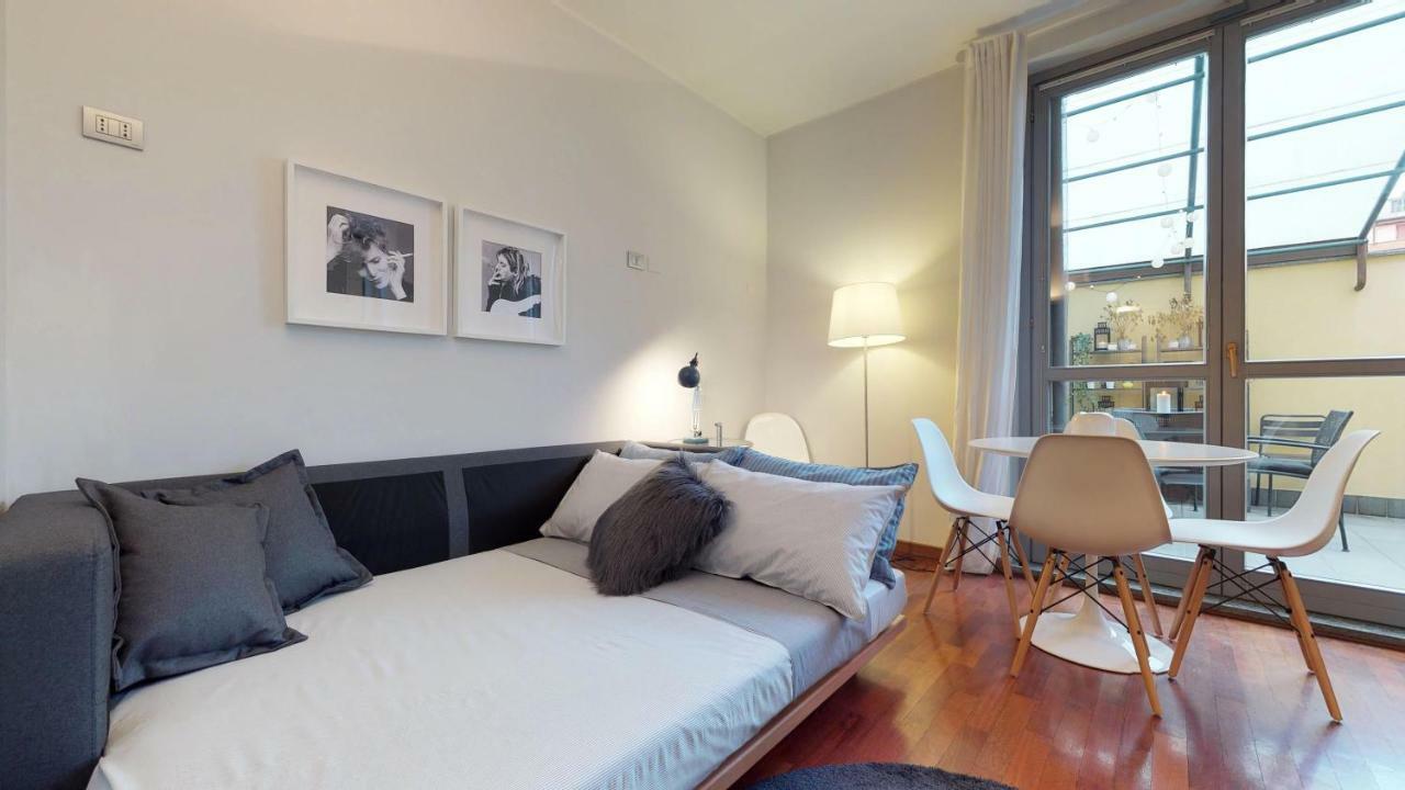 Design Apartment Near Duomo Square Milão Exterior foto
