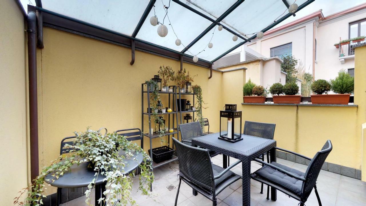 Design Apartment Near Duomo Square Milão Exterior foto