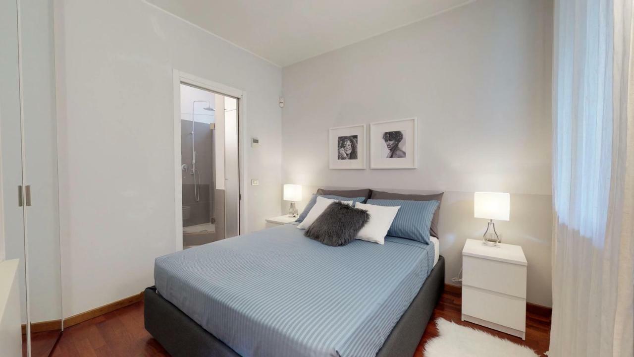 Design Apartment Near Duomo Square Milão Exterior foto